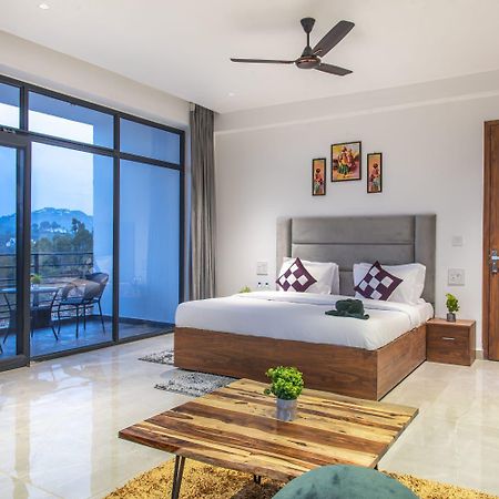 Апартаменты Host Jatin Mountain Crest Kasauli 7Oi827O7O3 Экстерьер фото