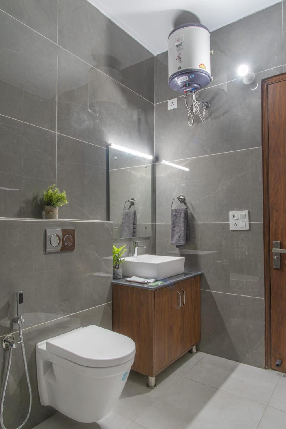 Апартаменты Host Jatin Mountain Crest Kasauli 7Oi827O7O3 Экстерьер фото