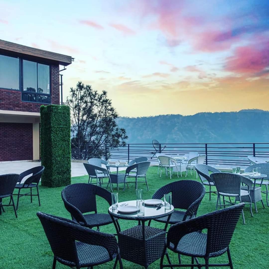 Апартаменты Host Jatin Mountain Crest Kasauli 7Oi827O7O3 Экстерьер фото